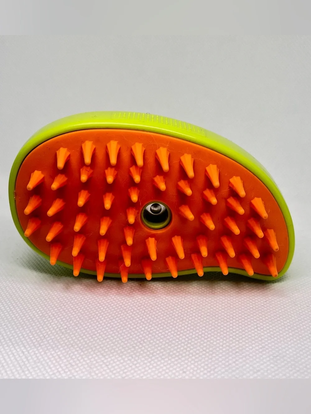 Dumpill 3-in-1 Rechargeable Electric Steam Mist Pet Grooming Spa Brush BNWT